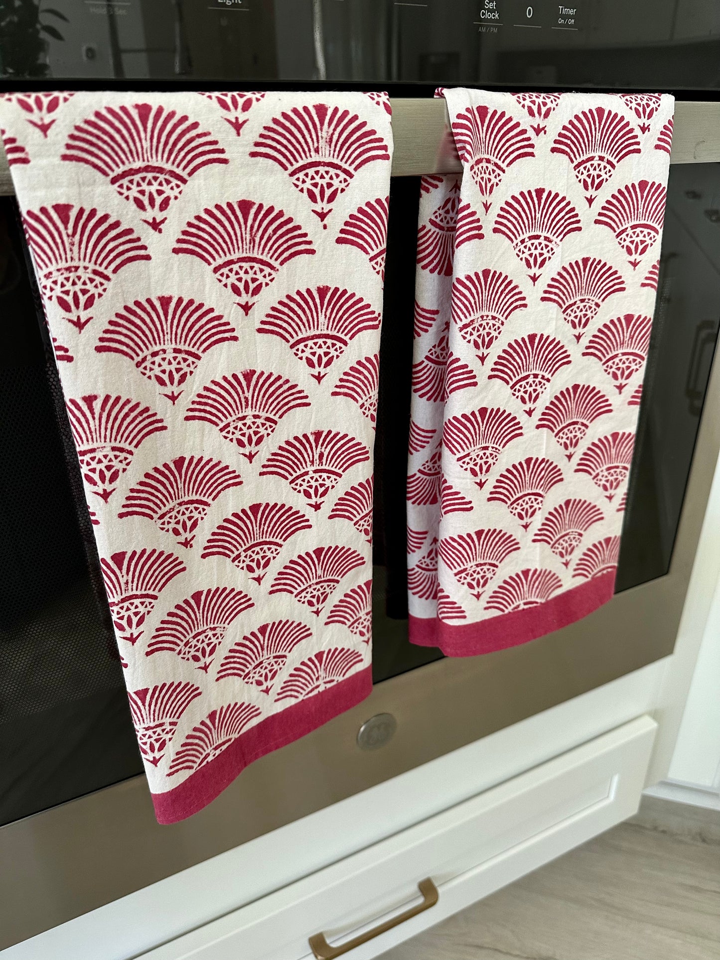 Fanfare Maroon Tea Towels (2)